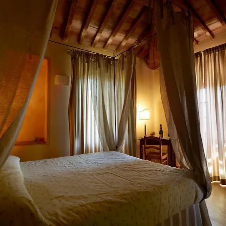 Relais Borgo Petrognano Bed & Breakfast 4*