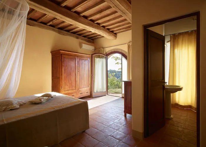 Relais Borgo Petrognano Bed & Breakfast