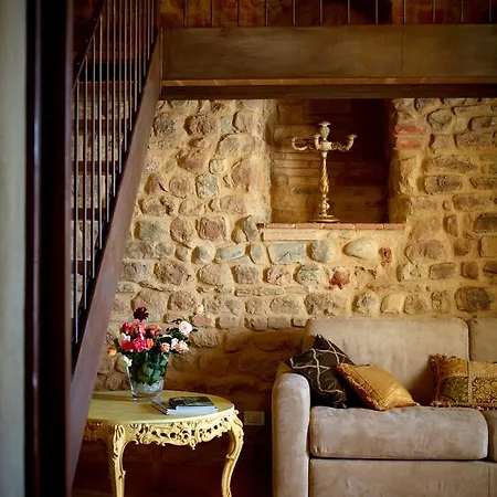 Relais Borgo Petrognano 4*